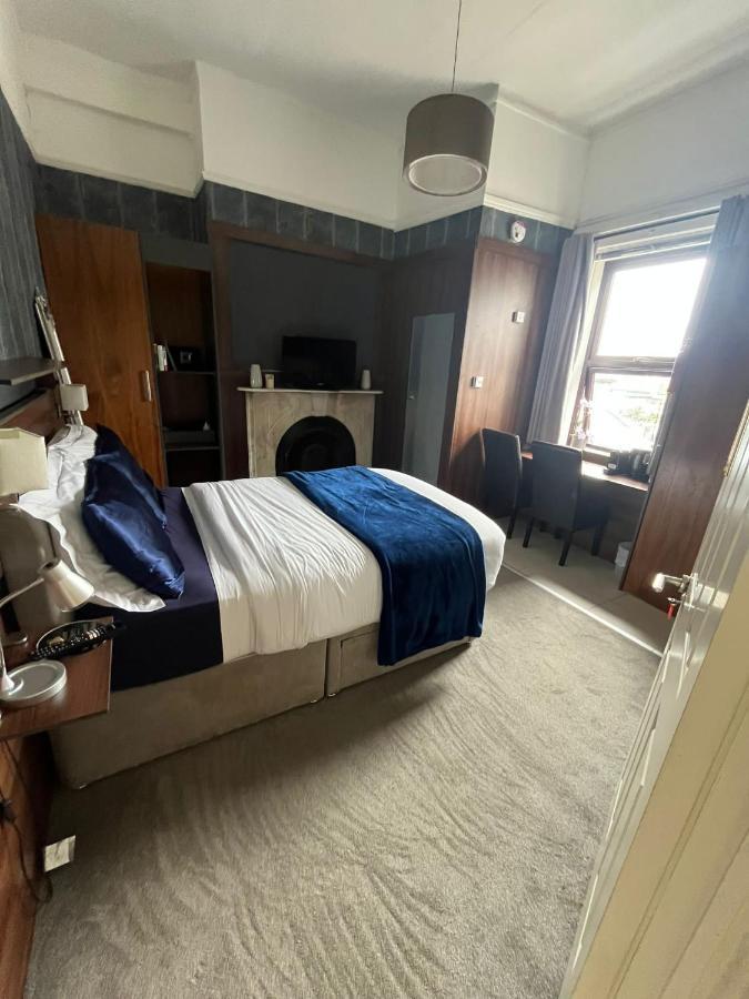 Upstairs Studio - Private Kitchenette And Small En-Suite Dublin Exterior foto